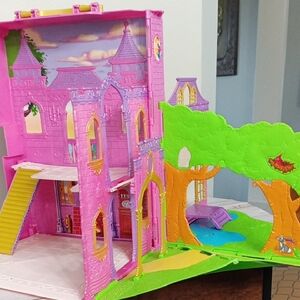 Pink and Green Castle Playset Disney
